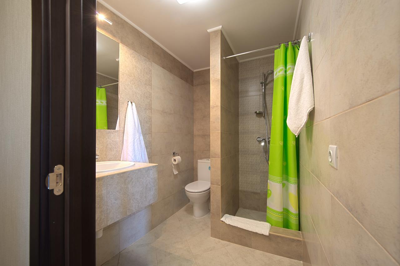 Advenus Hotel Lviv Exterior photo